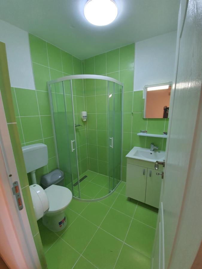 Casa Elis Piscina, Jacuzzy , Sauna, Ciubar Merei Exterior photo